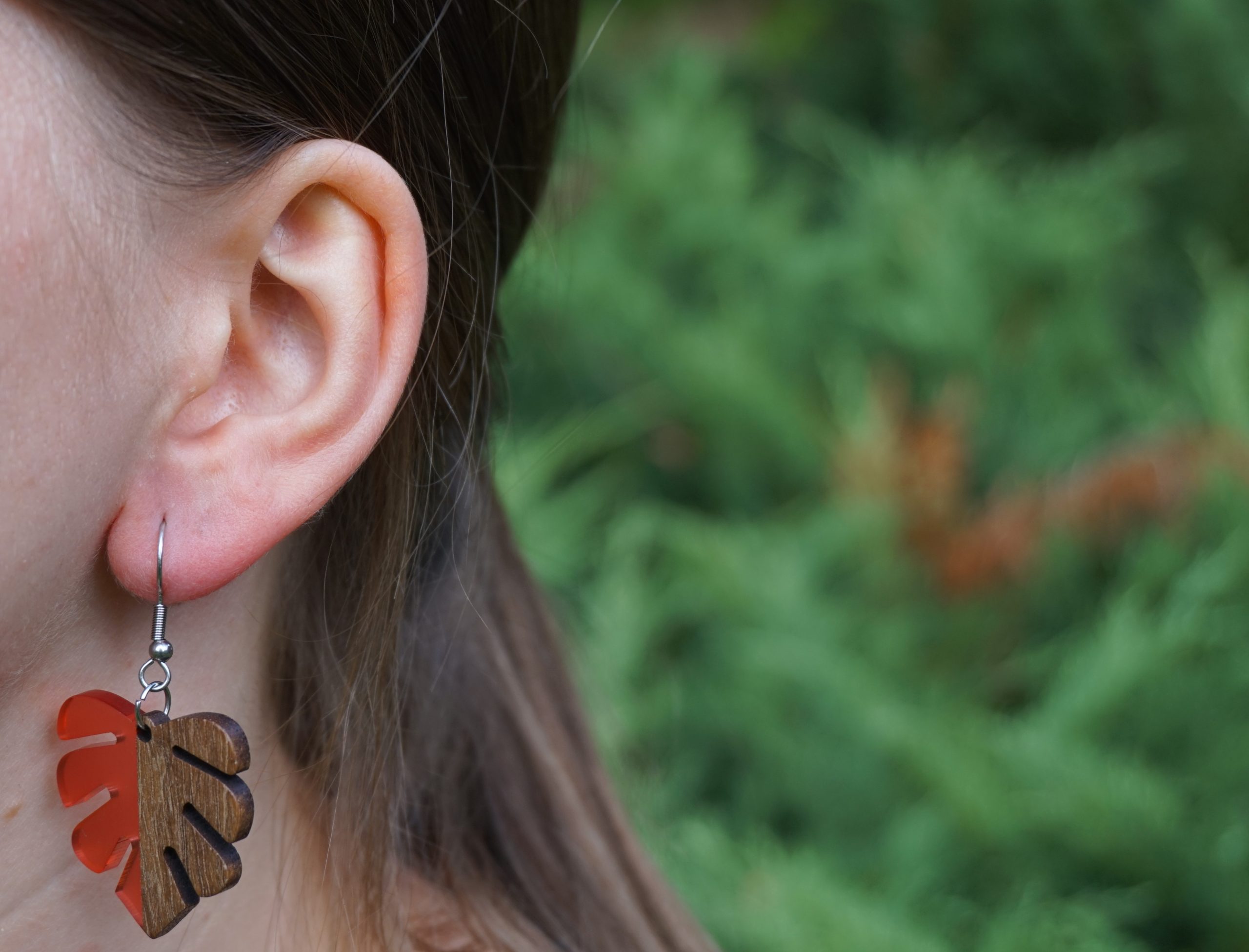 Kolczyki LIŚCIE MONSTERY CZERWONE - obrazek 4