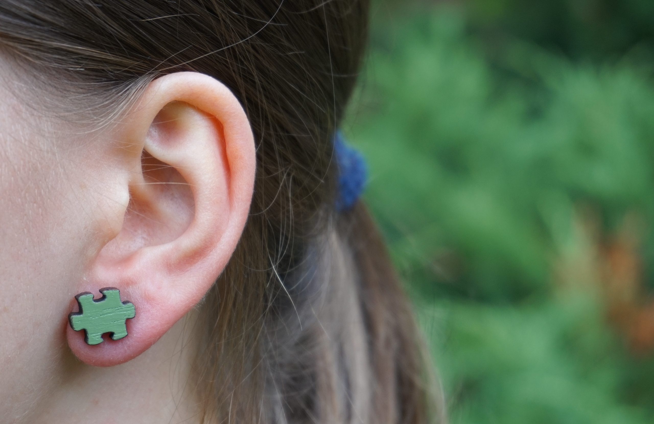 Kolczyki drewniane PUZZLE ZIELONE - obrazek 5