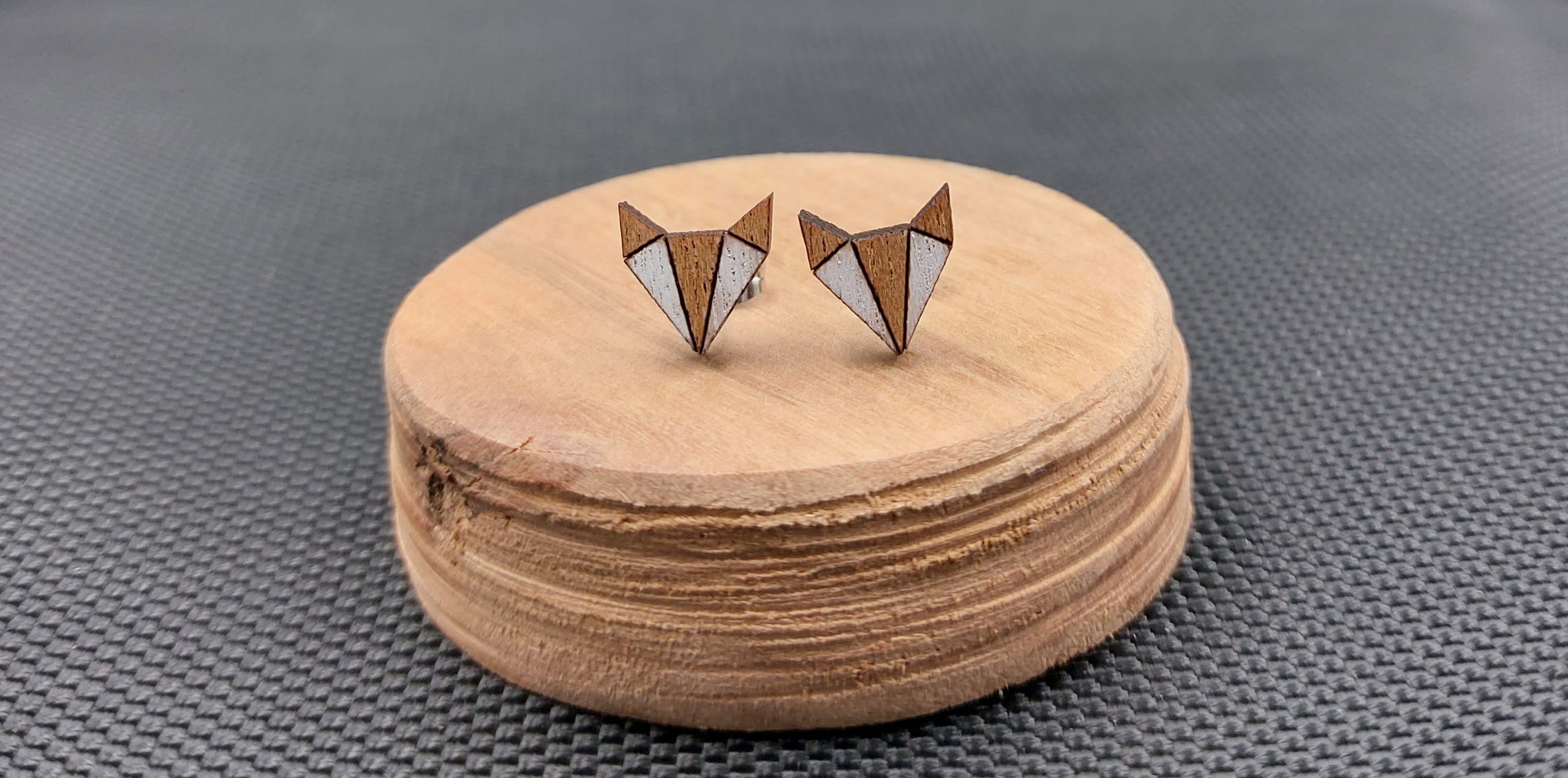 Kolczyki drewniane LISY BIAŁE