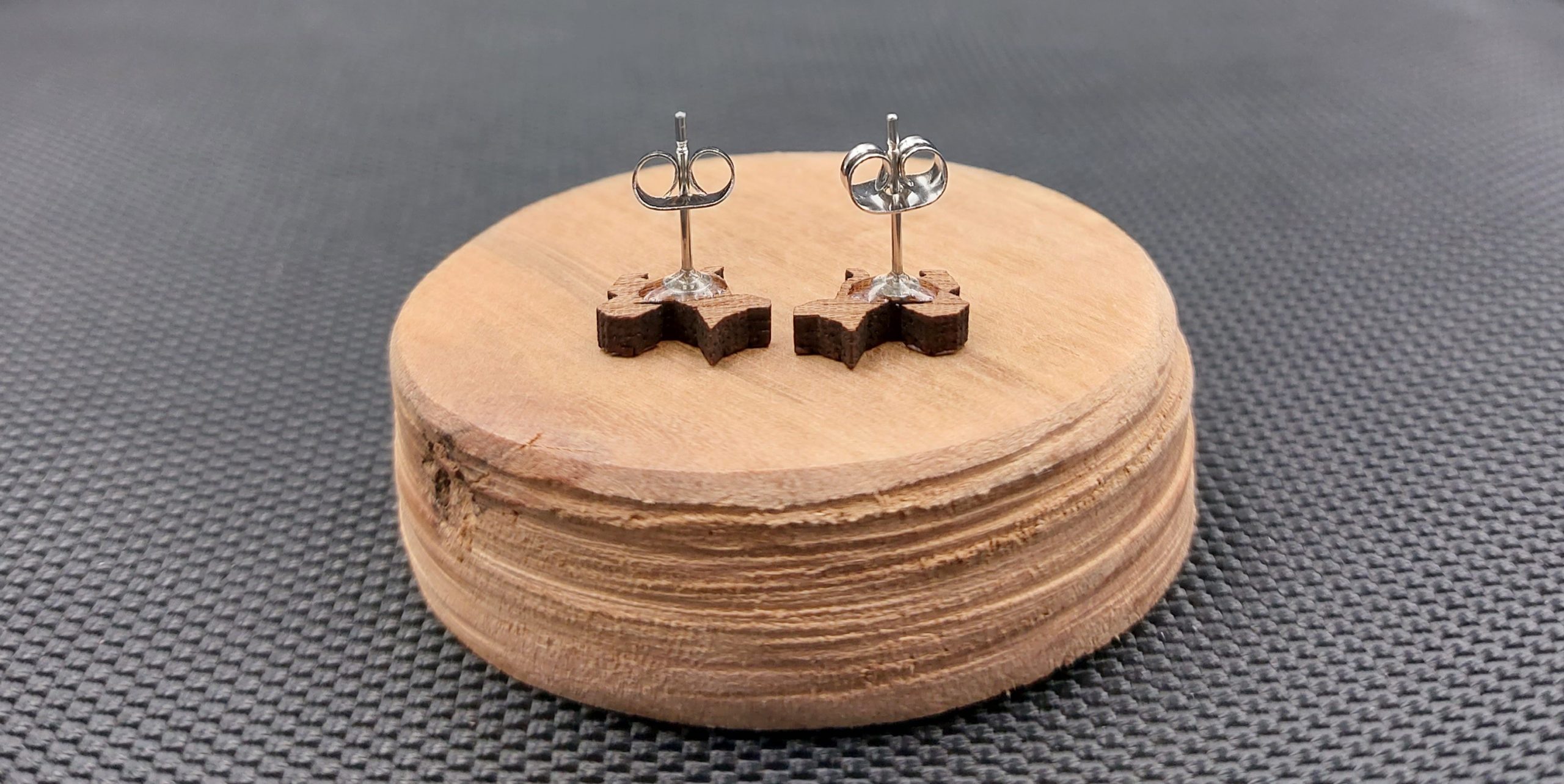 Kolczyki drewniane PSY - obrazek 2