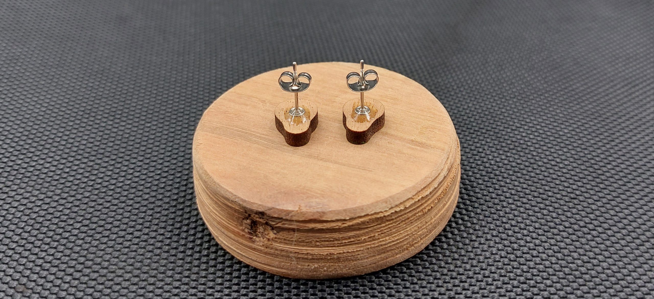 Kolczyki drewniane AWOKADO - obrazek 2