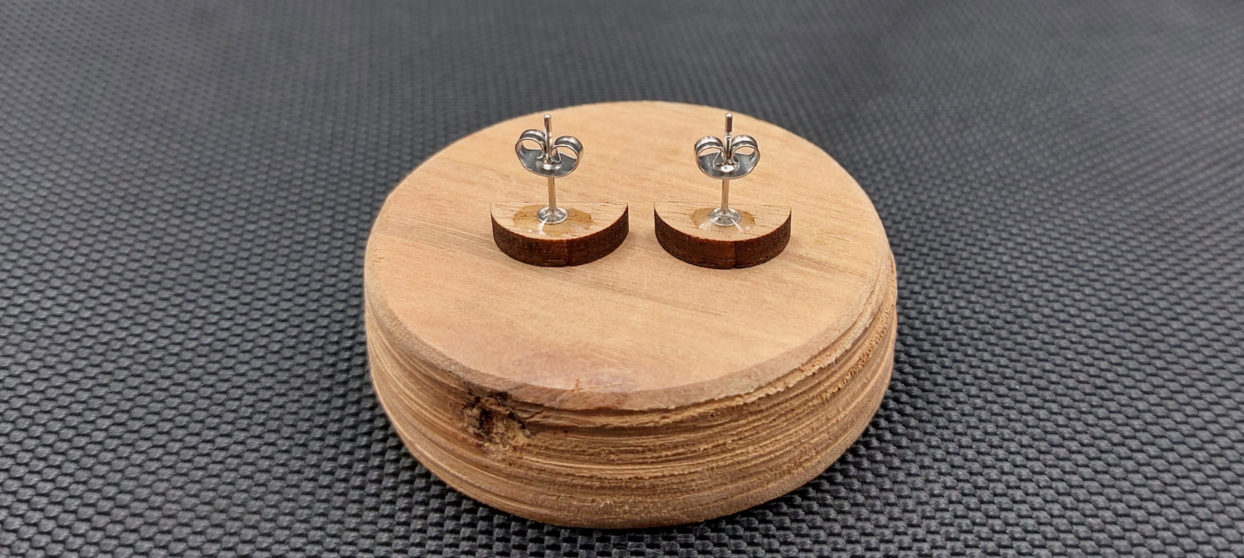 Kolczyki drewniane ARBUZ - obrazek 2