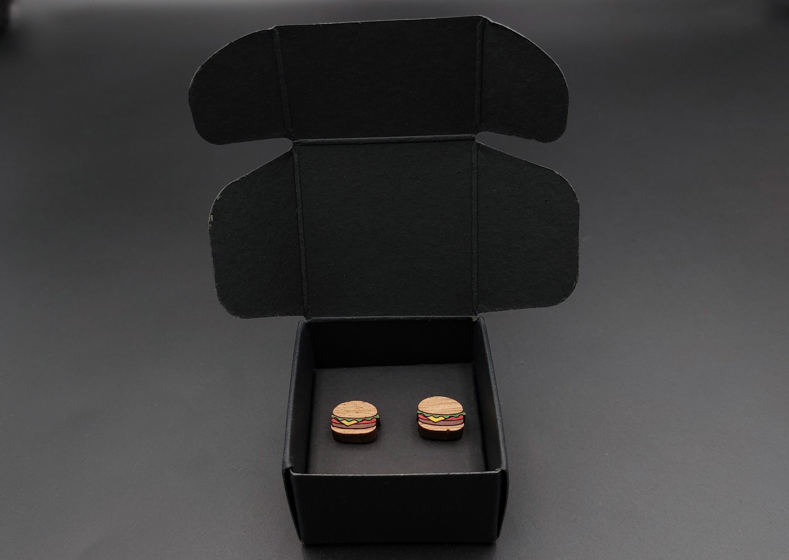 Kolczyki drewniane HAMBURGERY - obrazek 3