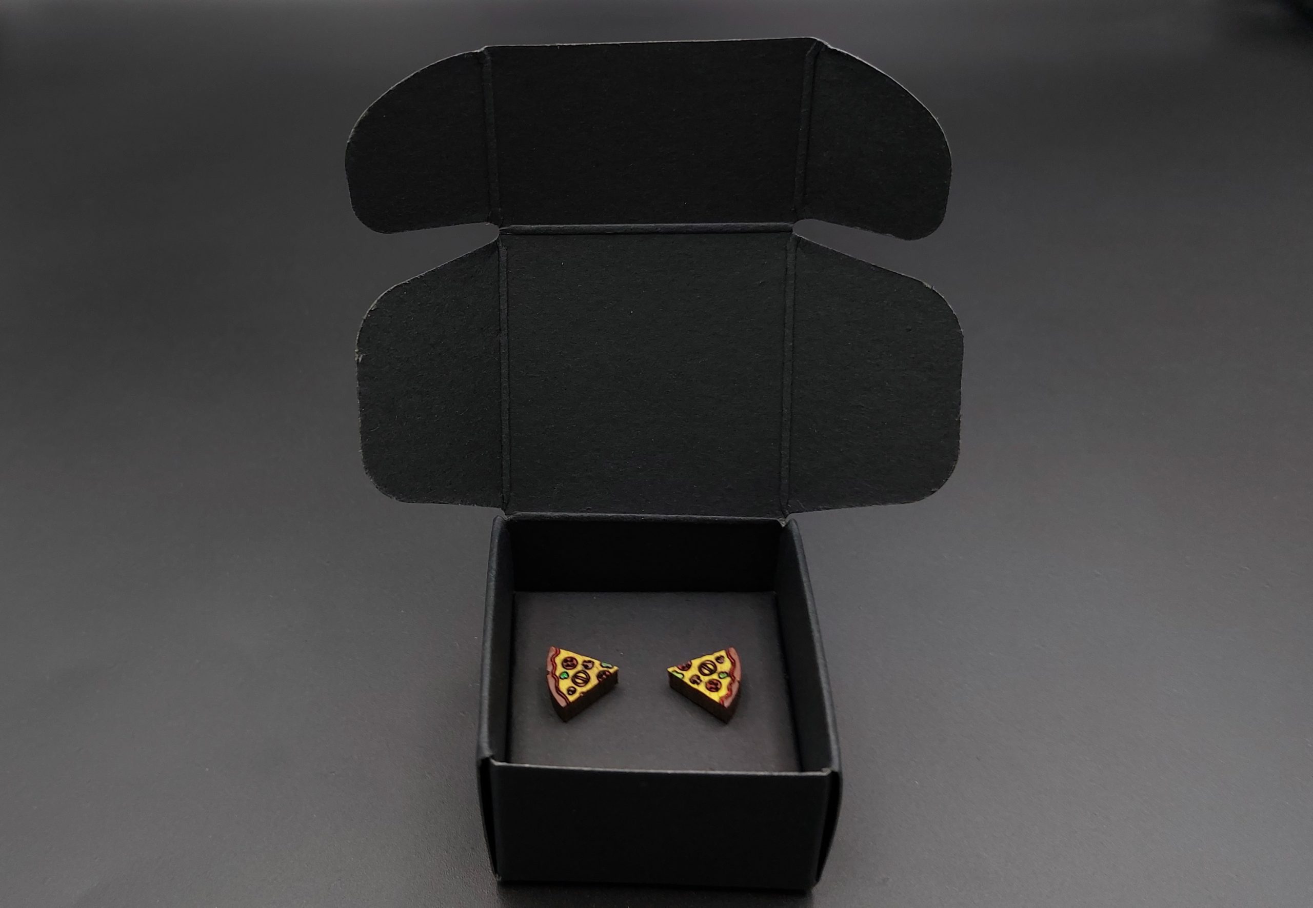 Kolczyki drewniane PIZZA - obrazek 3