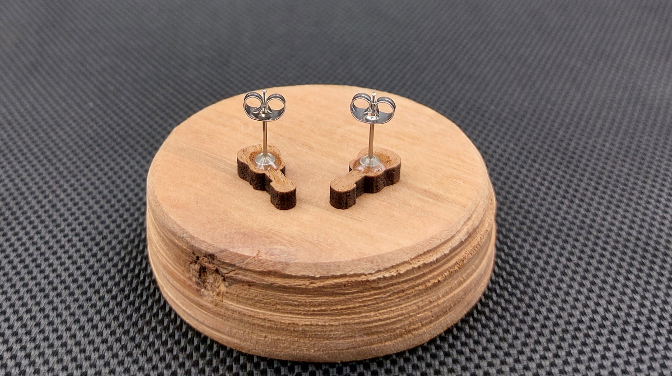 Kolczyki drewniane GITARY - obrazek 2
