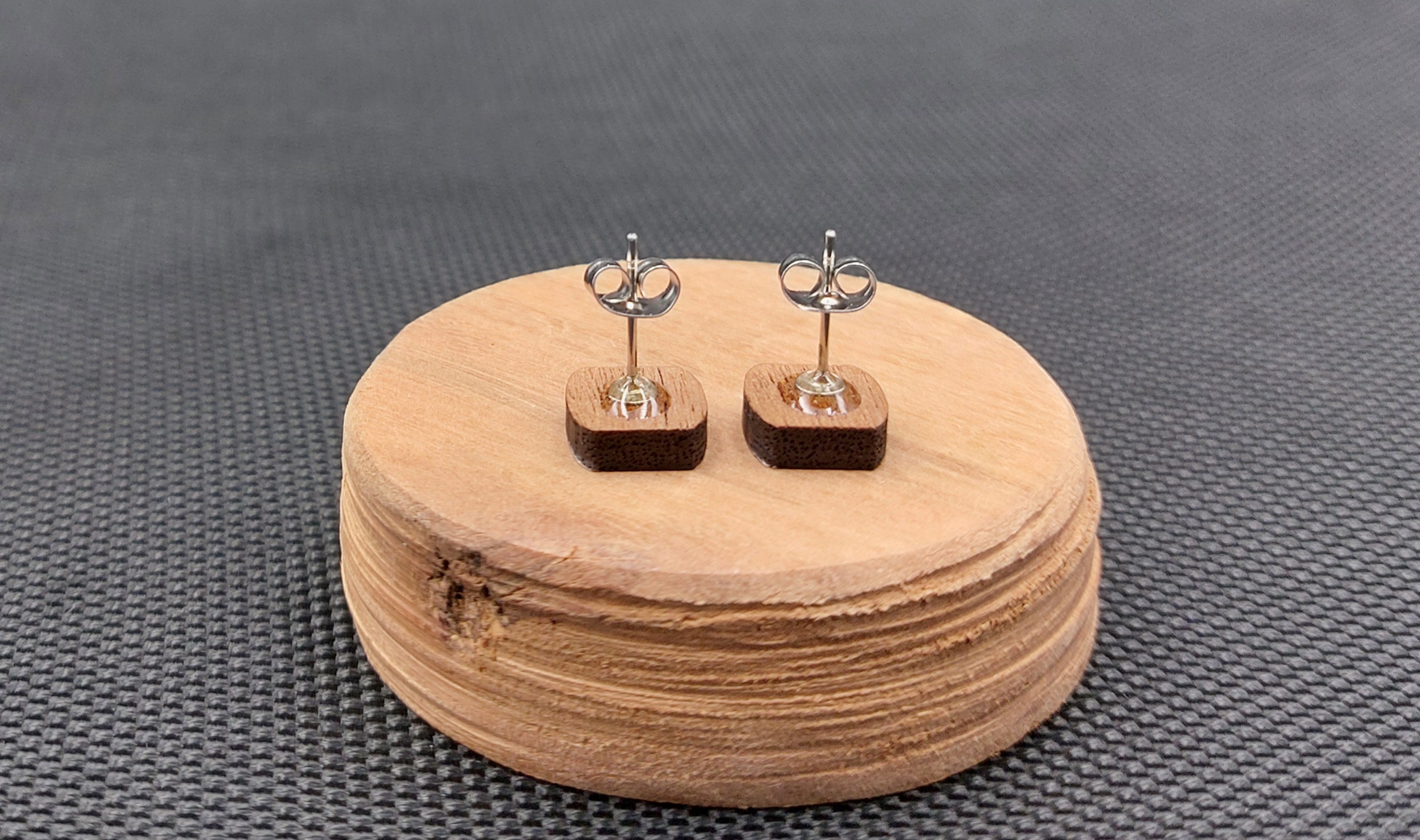 Kolczyki drewniane SUSHI - obrazek 2